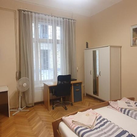 Garibaldi Apartman Budapest Ngoại thất bức ảnh