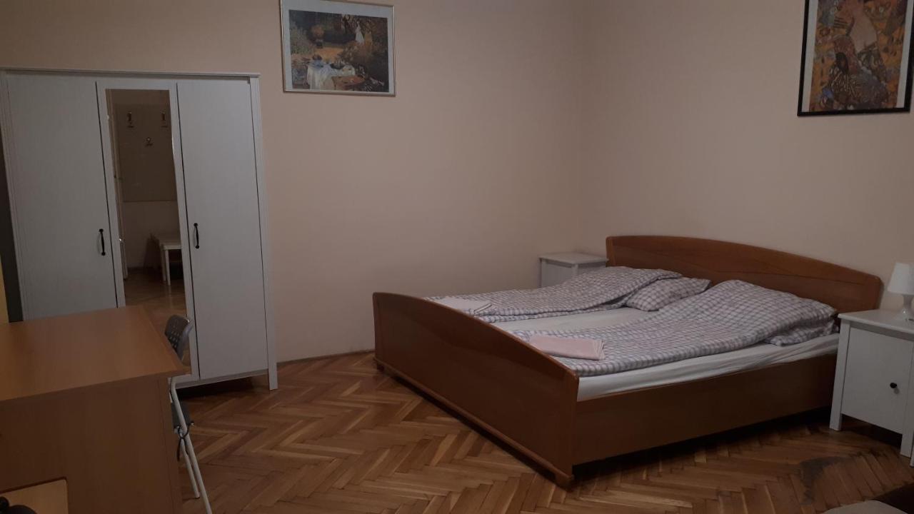Garibaldi Apartman Budapest Ngoại thất bức ảnh
