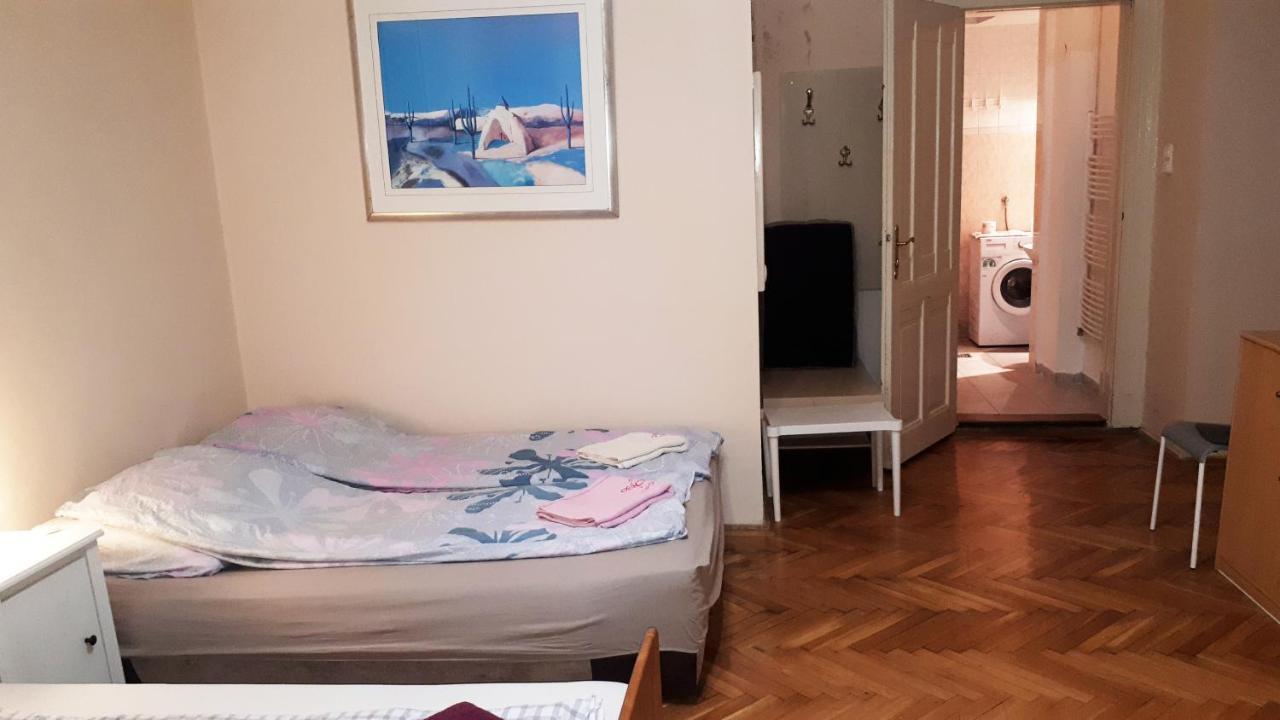Garibaldi Apartman Budapest Ngoại thất bức ảnh